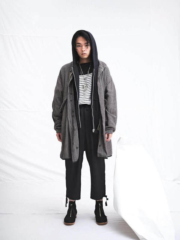 looks_15