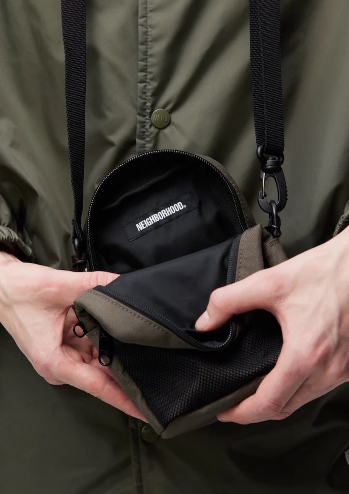 NEIGHBORHOOD】MINI VERTICAL BAG ミニクロスボディバッグ 